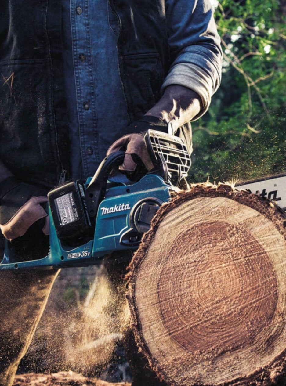 Makita DUC353Z Tronçonneuse 35cm, Li-ion LXT 2x18V avec batterie et chargeur